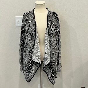 Chico's Black and White Paisley Cardigan SZ XXL